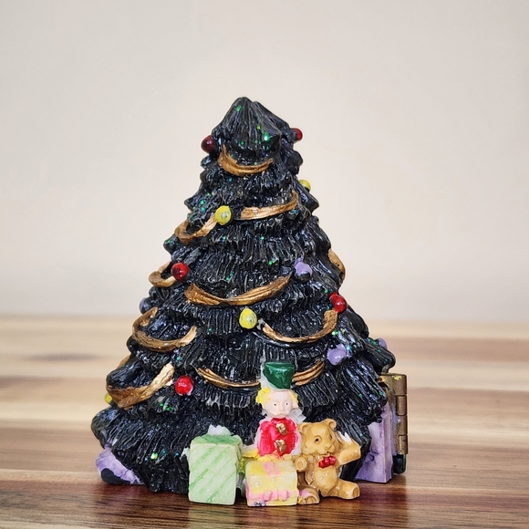 Vintage Diorama Christmas Tree Santa Claus Inside - Picture 3 of 12